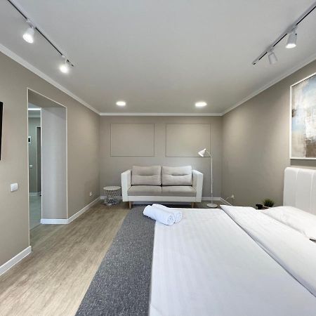 Luxury Apartments 파블로다르 외부 사진