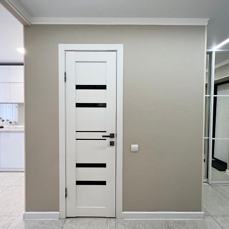 Luxury Apartments 파블로다르 외부 사진