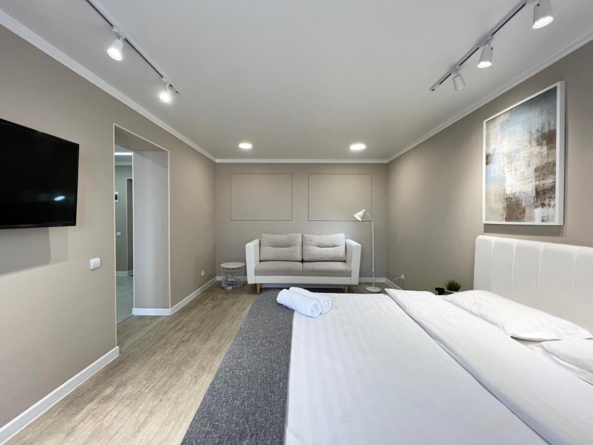 Luxury Apartments 파블로다르 외부 사진