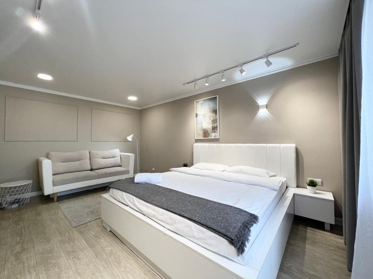Luxury Apartments 파블로다르 외부 사진